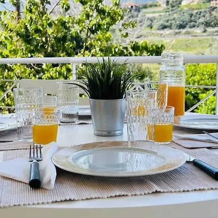 Akrata Apartment Διαμέρισμα *